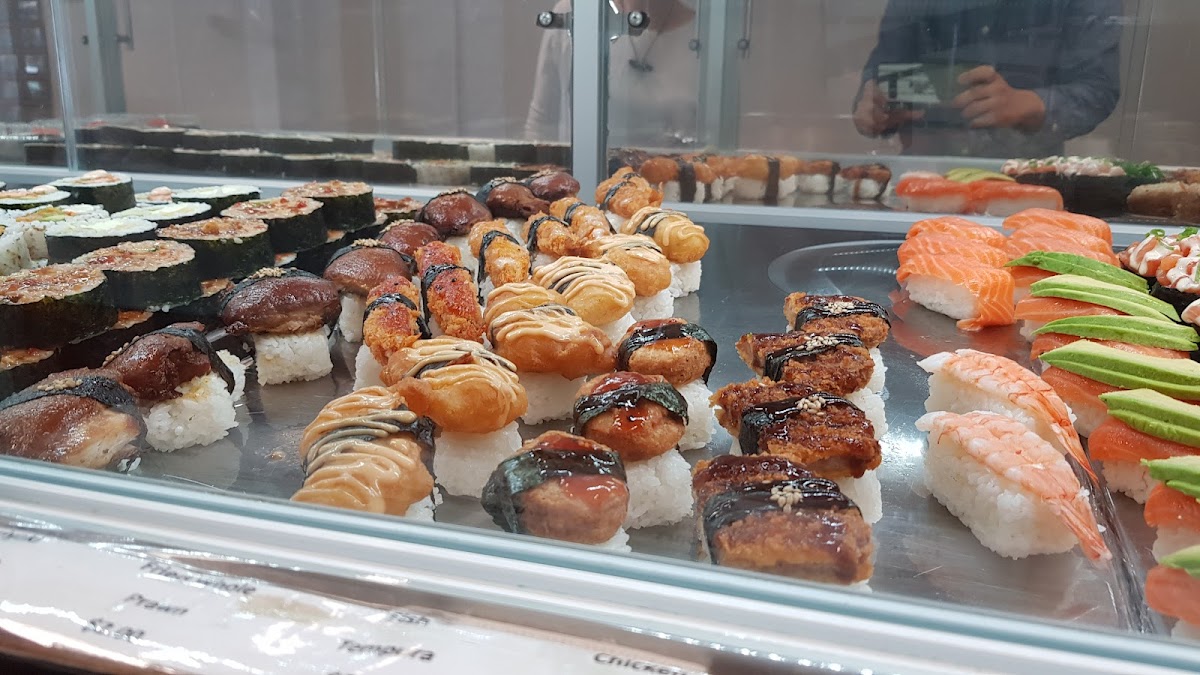 Bruce Lee Sushi And Roll Manukau-5